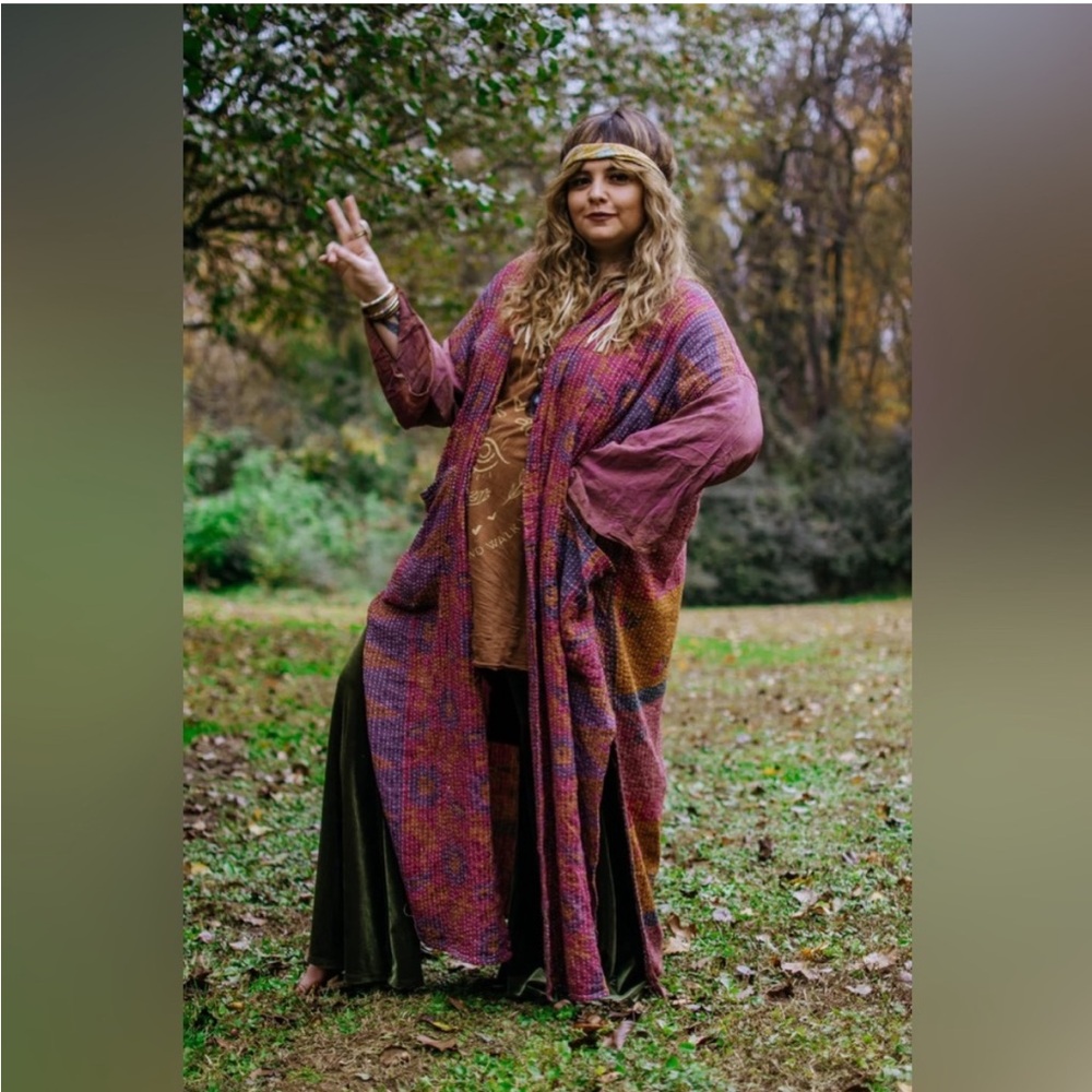 Kantha Bae | Majestic Kimono - Picture 4 of 6